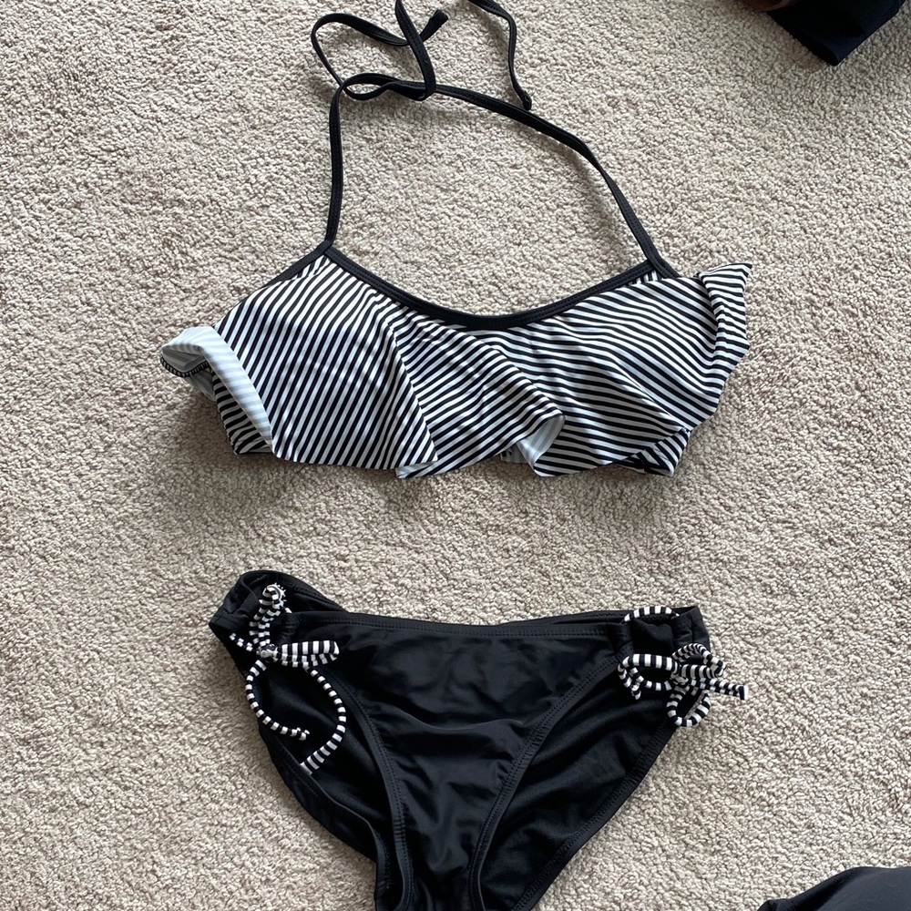 Striped Black and White Bikini Set. Hot water size medium sanitized